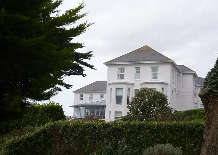 Polurrian On The LizardSpa Hotel